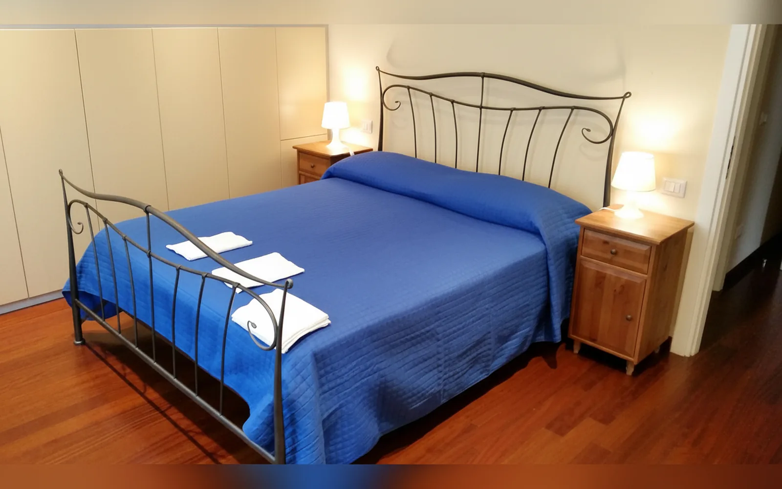 Camera Ricciardi House, La Spezia (Liguria) (foto 1)